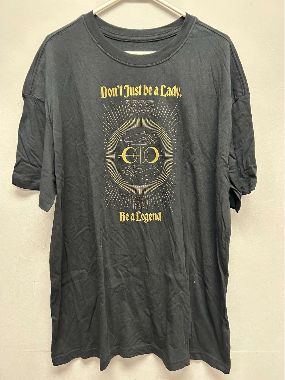 Nike Women's Basketball Graphic T-Shirt